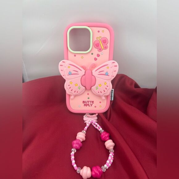 3D Butterfly Case with Matching Beaded Chain for iPhone 16 Pro Max - Picture 5 of 7